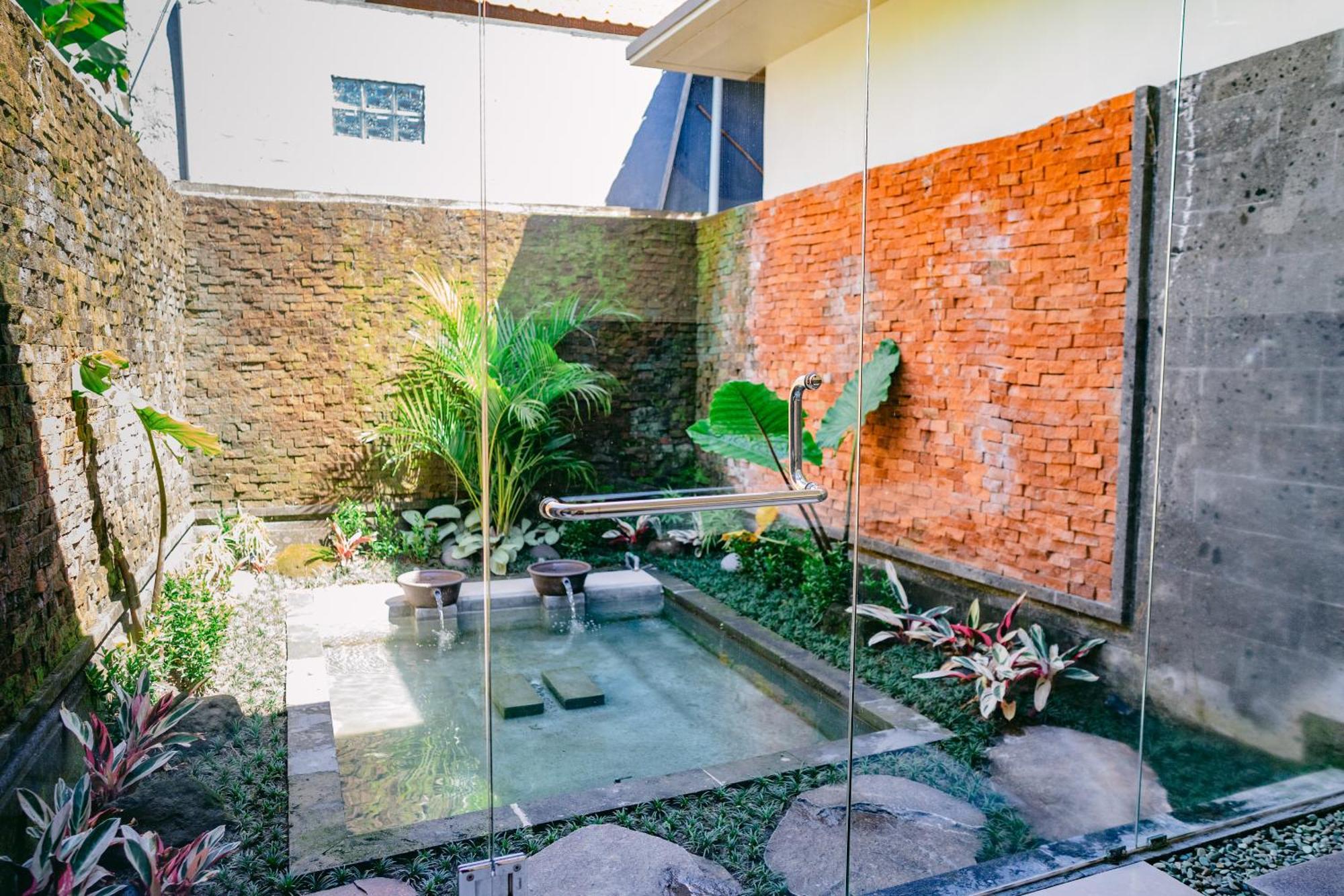 2 Seasons : Moon - Luxury With Private Pool *
