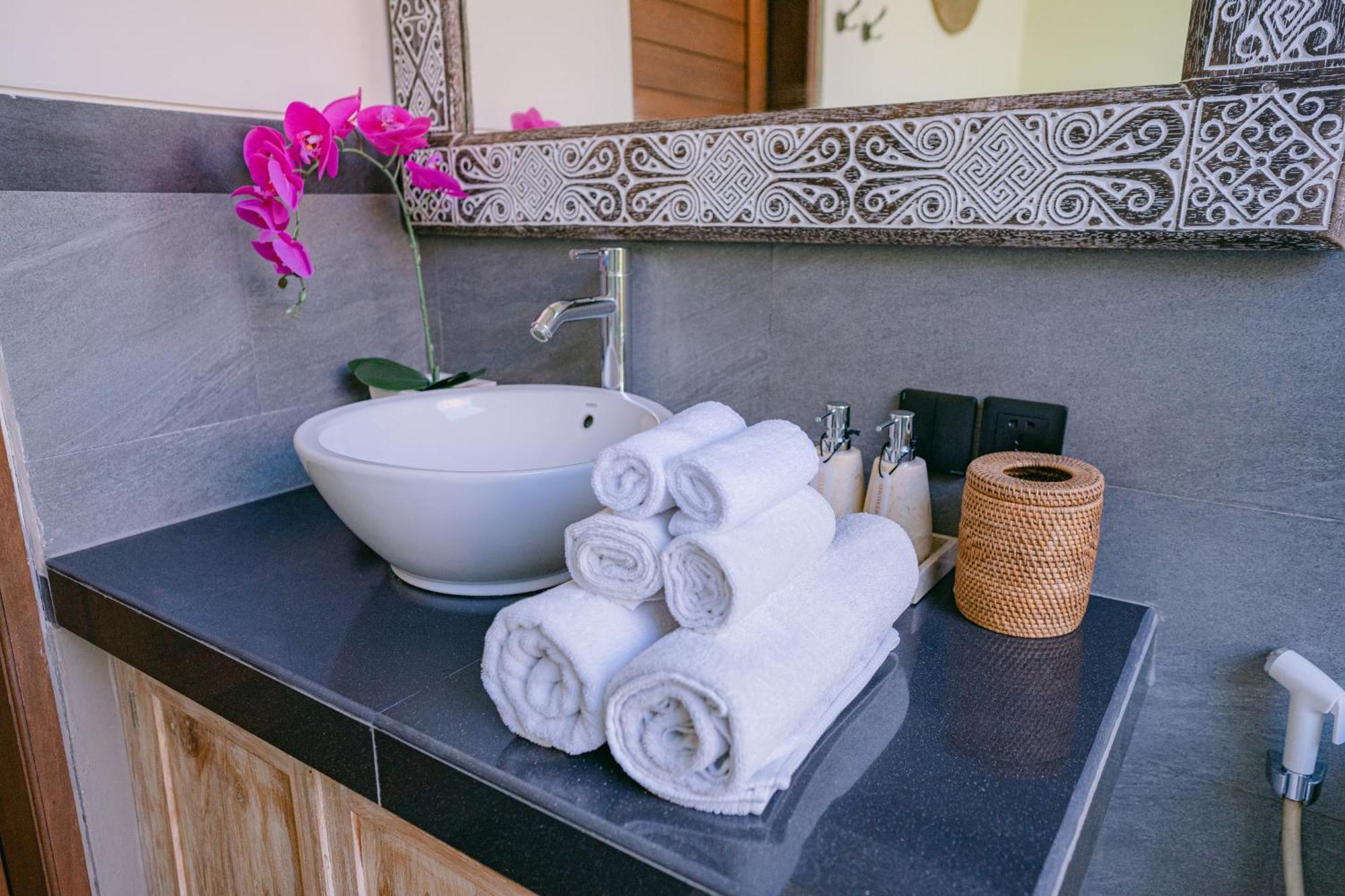 2 Seasons : Moon - Luxury With Private Pool Ubud