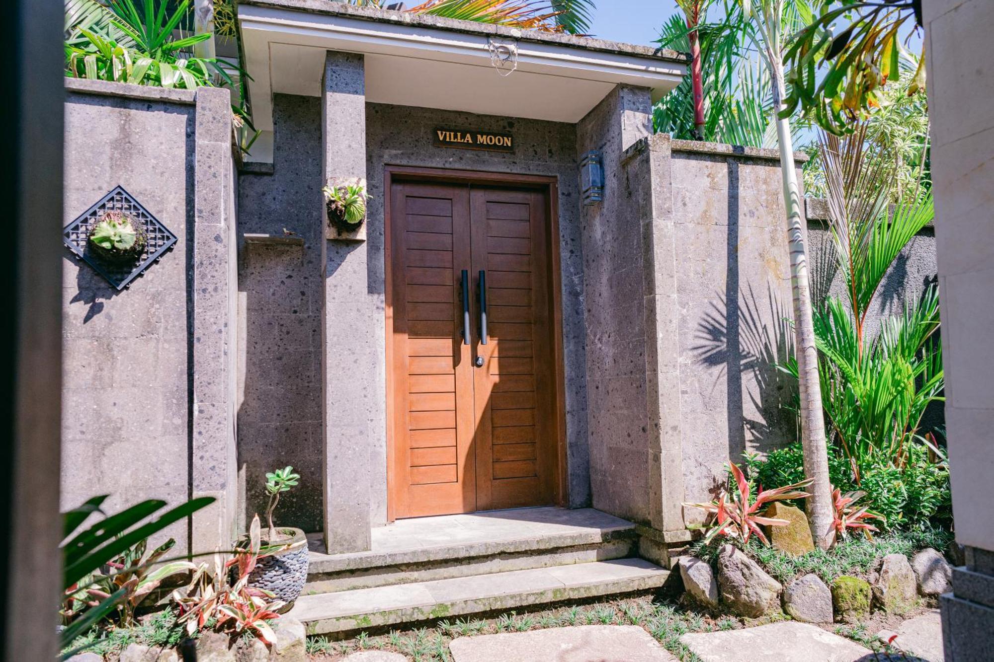 2 Seasons : Moon - Luxury With Private Pool Villa Ubud